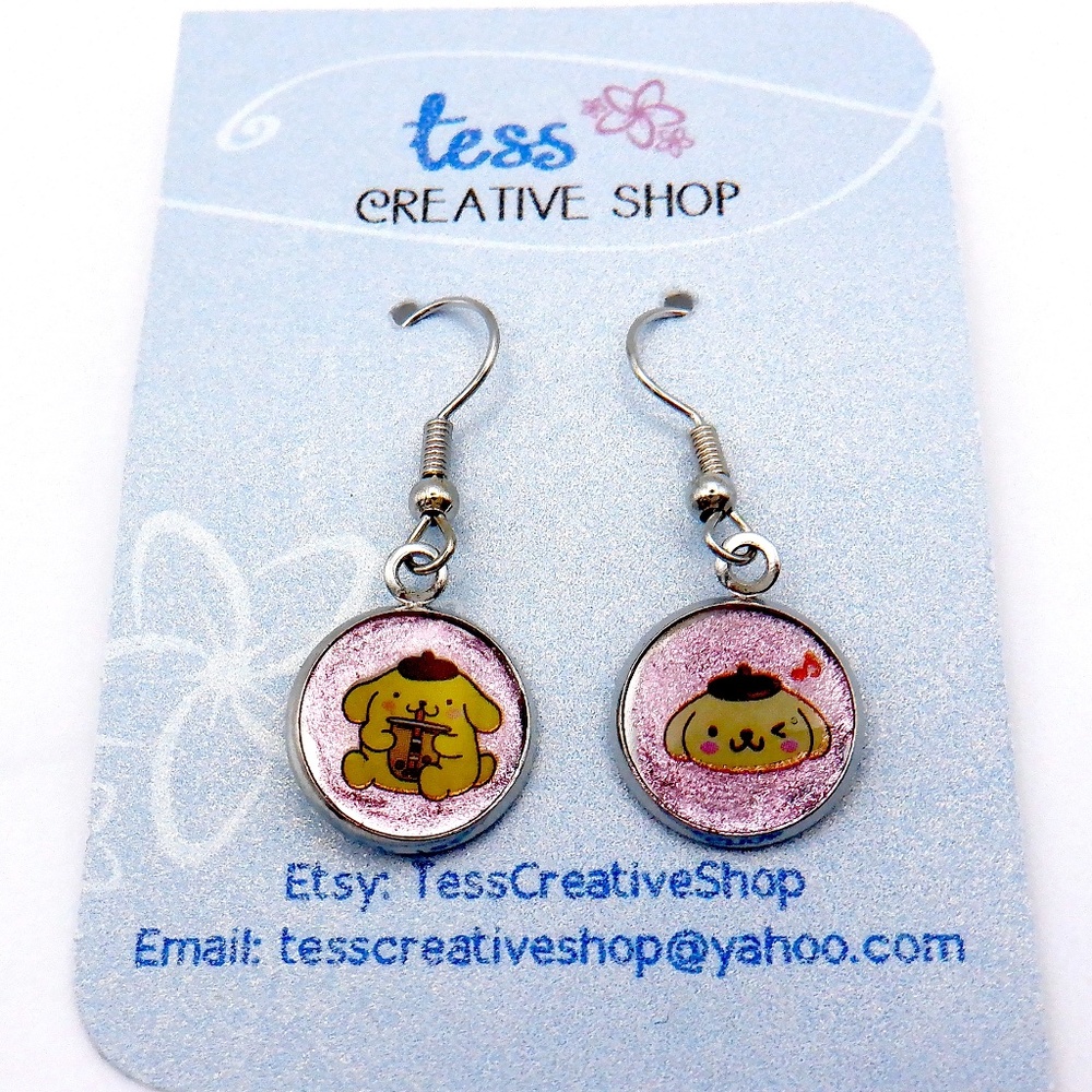 Small Resin Pompompurin Earrings NEW